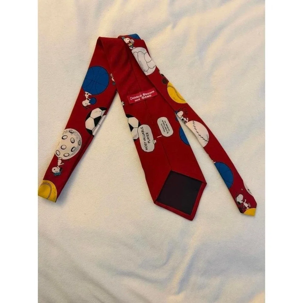 Snoopy Sports Themed‎ Tie